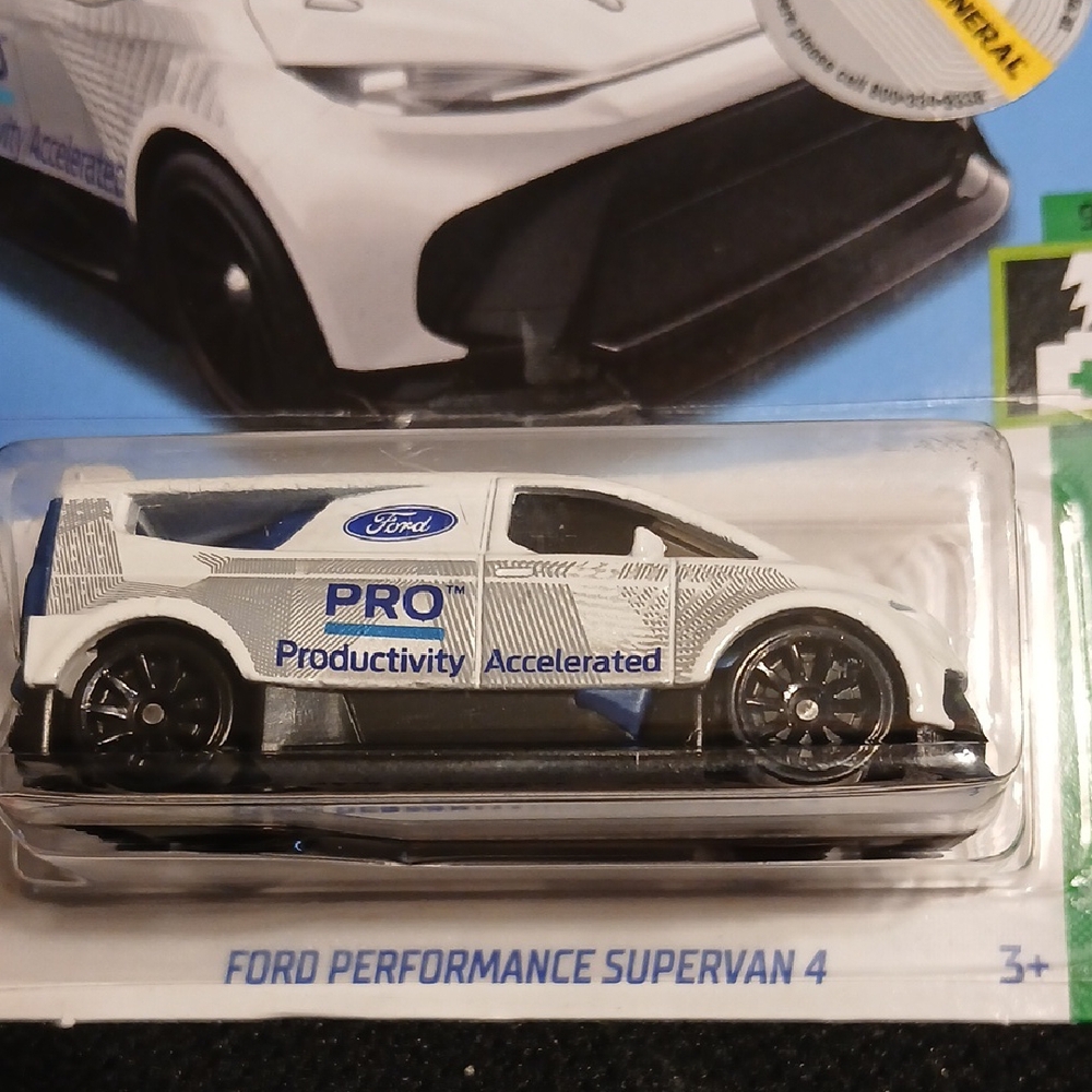 Ford Supervan 4 Diecast Model in White and Black